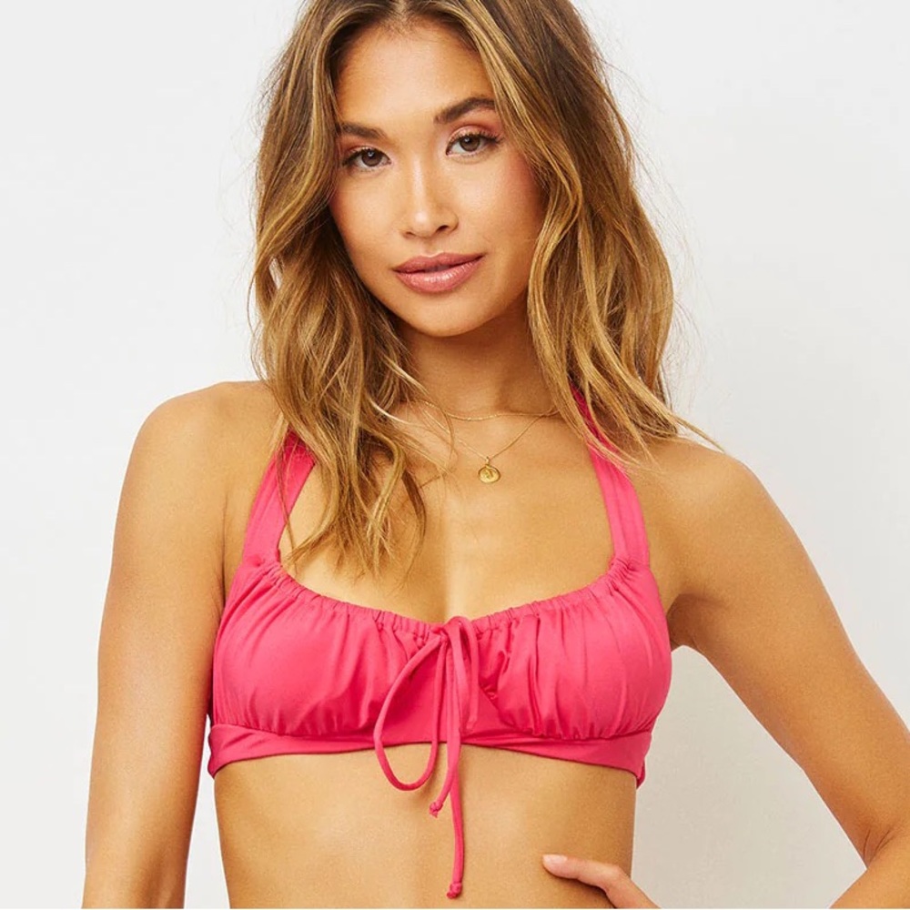 NWOT- Frankies Bikinis Bernie Halter Scoop Bikini Top - Rosewood